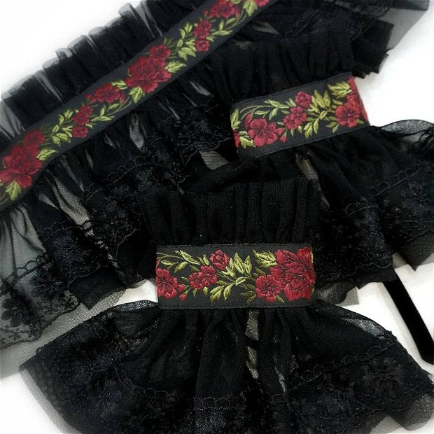 Set de guler si mansete din tulle si dantela