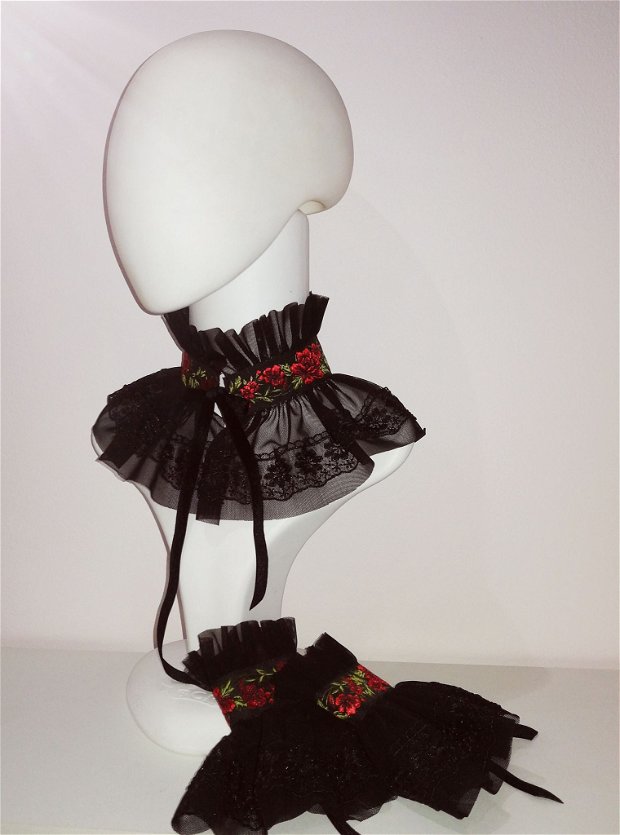 Set de guler si mansete din tulle si dantela