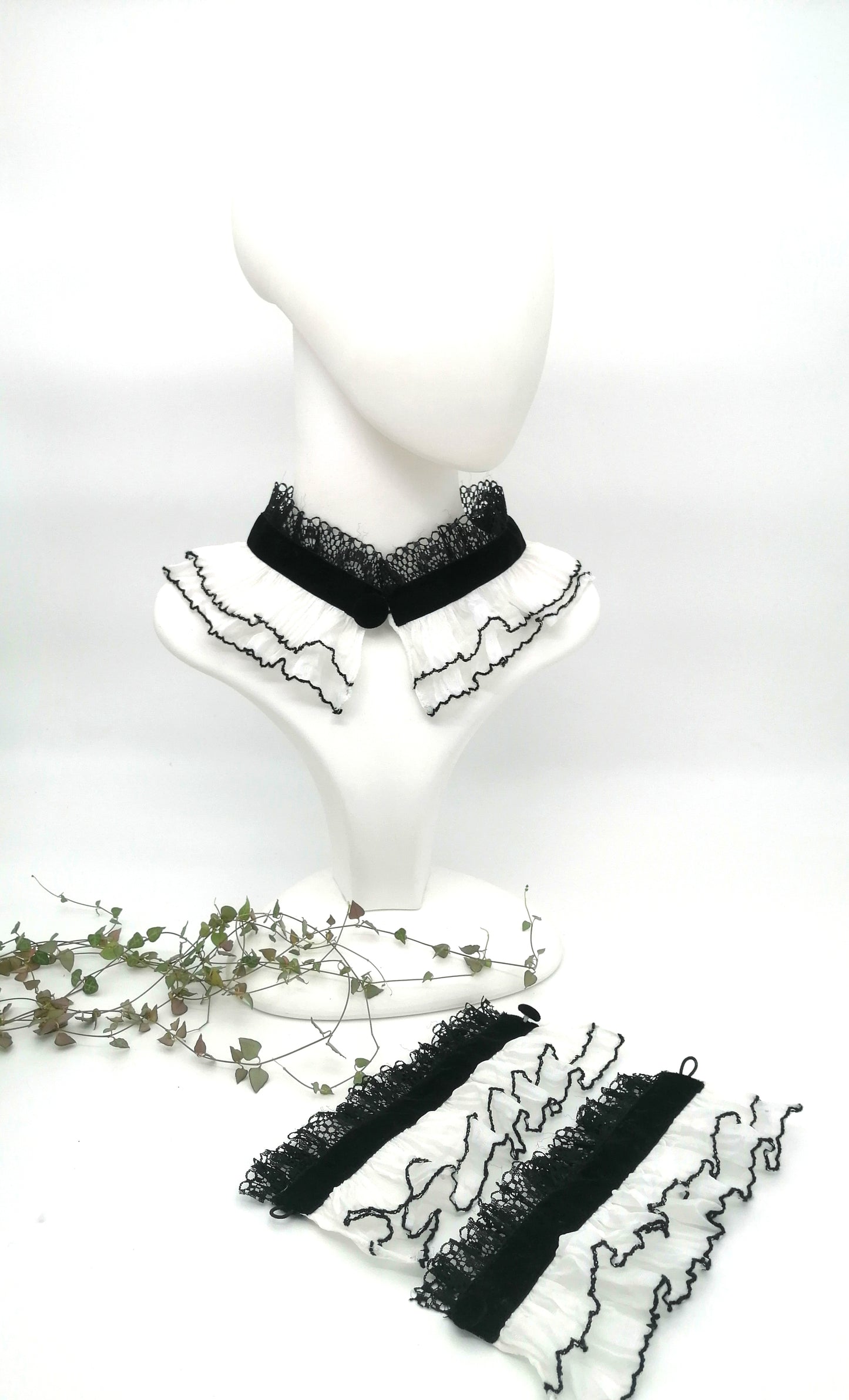 Set de guler si mansete