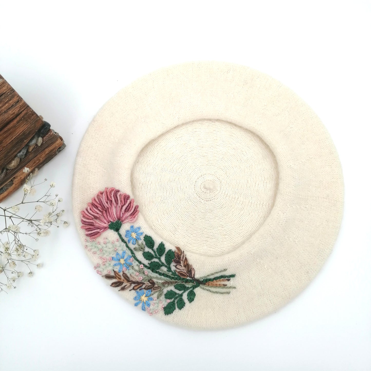 Bereta ivory brodata manual