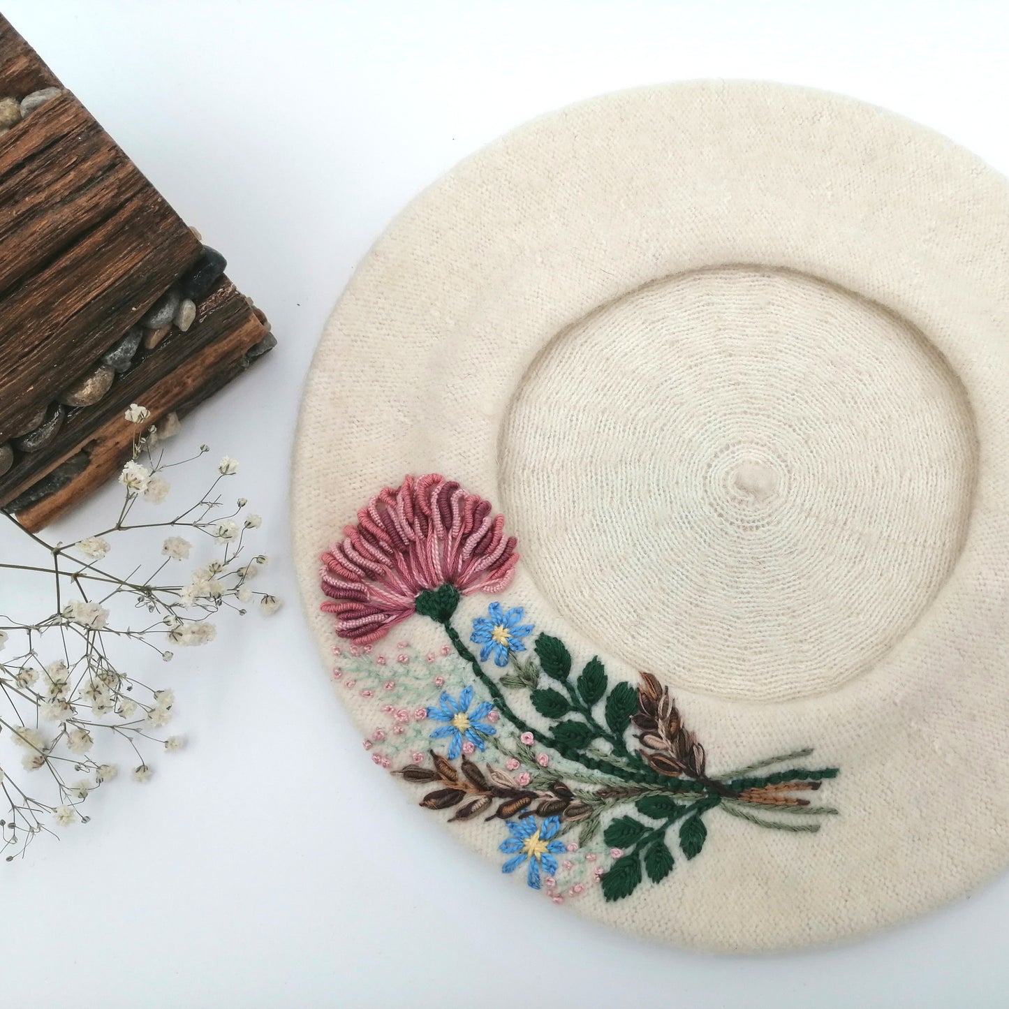Bereta ivory brodata manual
